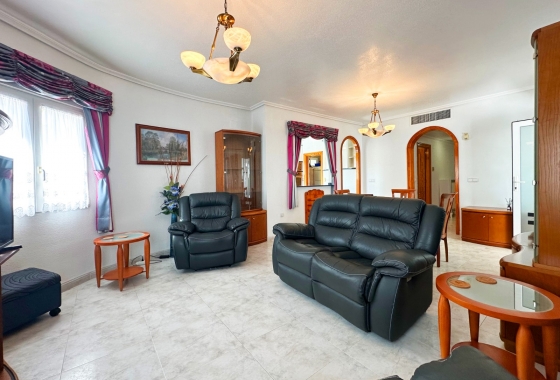 Resale - Villa - Orihuela Costa - Playa Flamenca