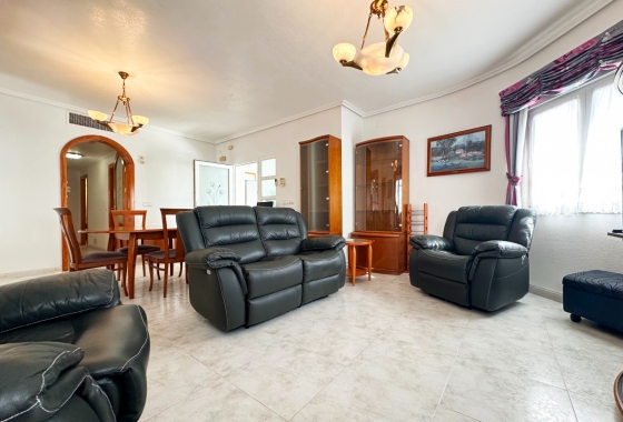 Resale - Villa - Orihuela Costa - Playa Flamenca