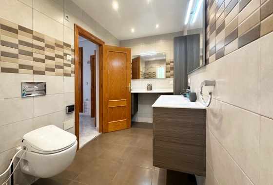 Resale - Villa - Orihuela Costa - Playa Flamenca