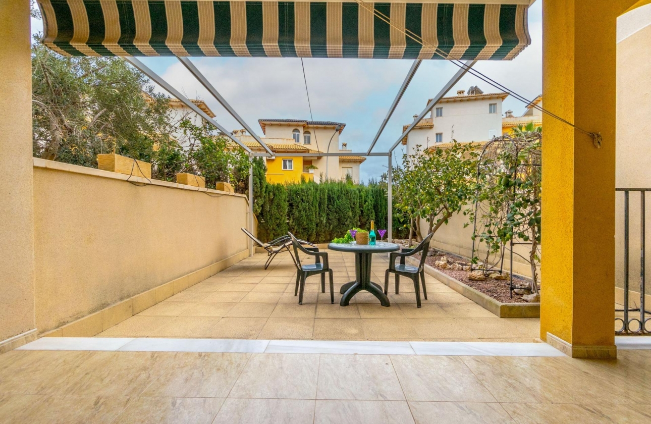 Resale - Apartment - Orihuela Costa - Altos de Campoamor