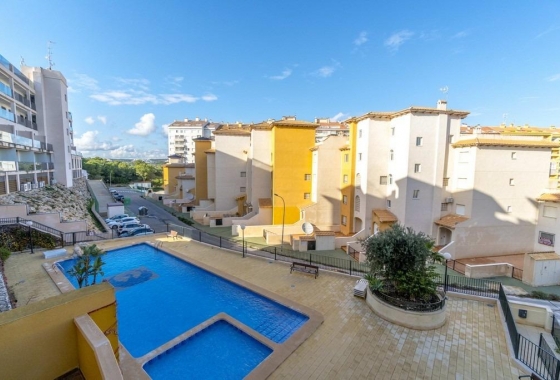 Resale - Apartment - Orihuela Costa - Altos de Campoamor