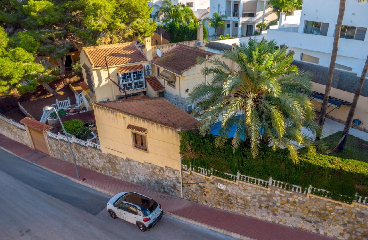 Wiederverkauf - Villa - Torrevieja - Los balcones