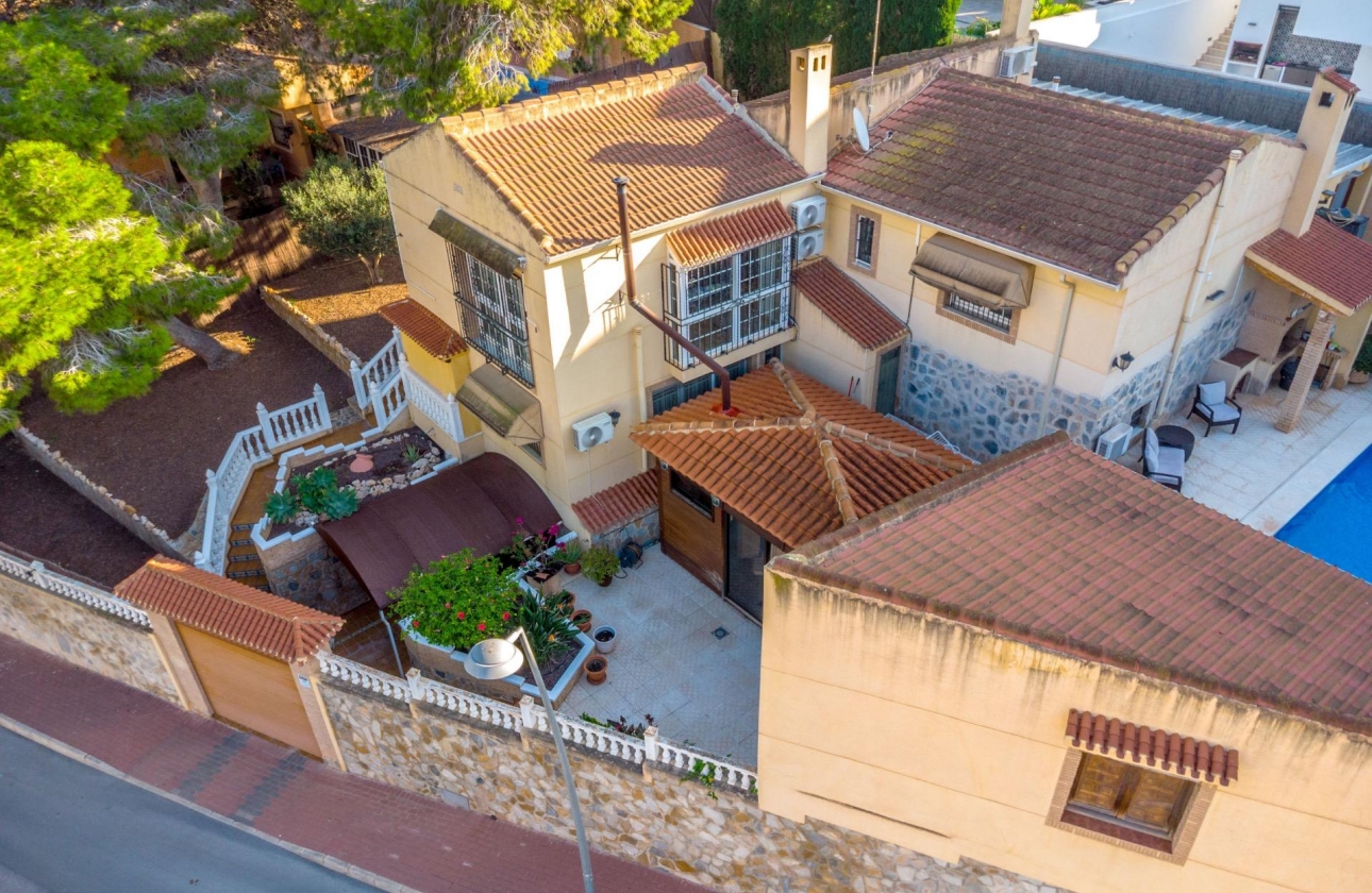 Wiederverkauf - Villa - Torrevieja - Los balcones