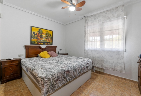 Wiederverkauf - Villa - Torrevieja - Los balcones