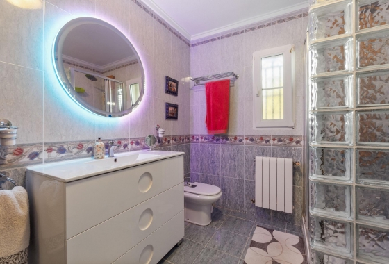 Wiederverkauf - Villa - Torrevieja - Los balcones