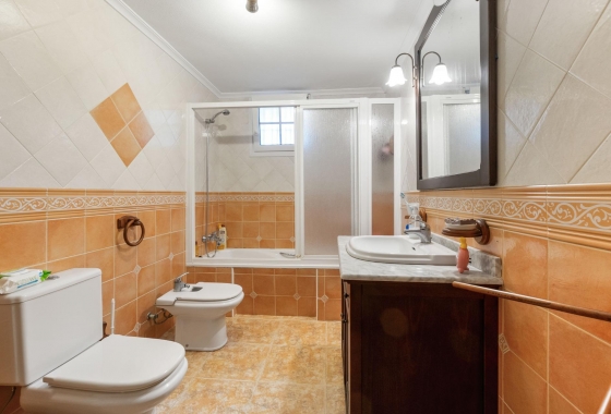 Wiederverkauf - Villa - Torrevieja - Los balcones