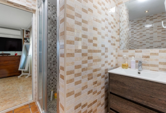 Wiederverkauf - Villa - Torrevieja - Los balcones