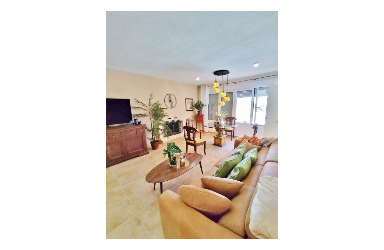 Resale - Villa - San Miguel de Salinas