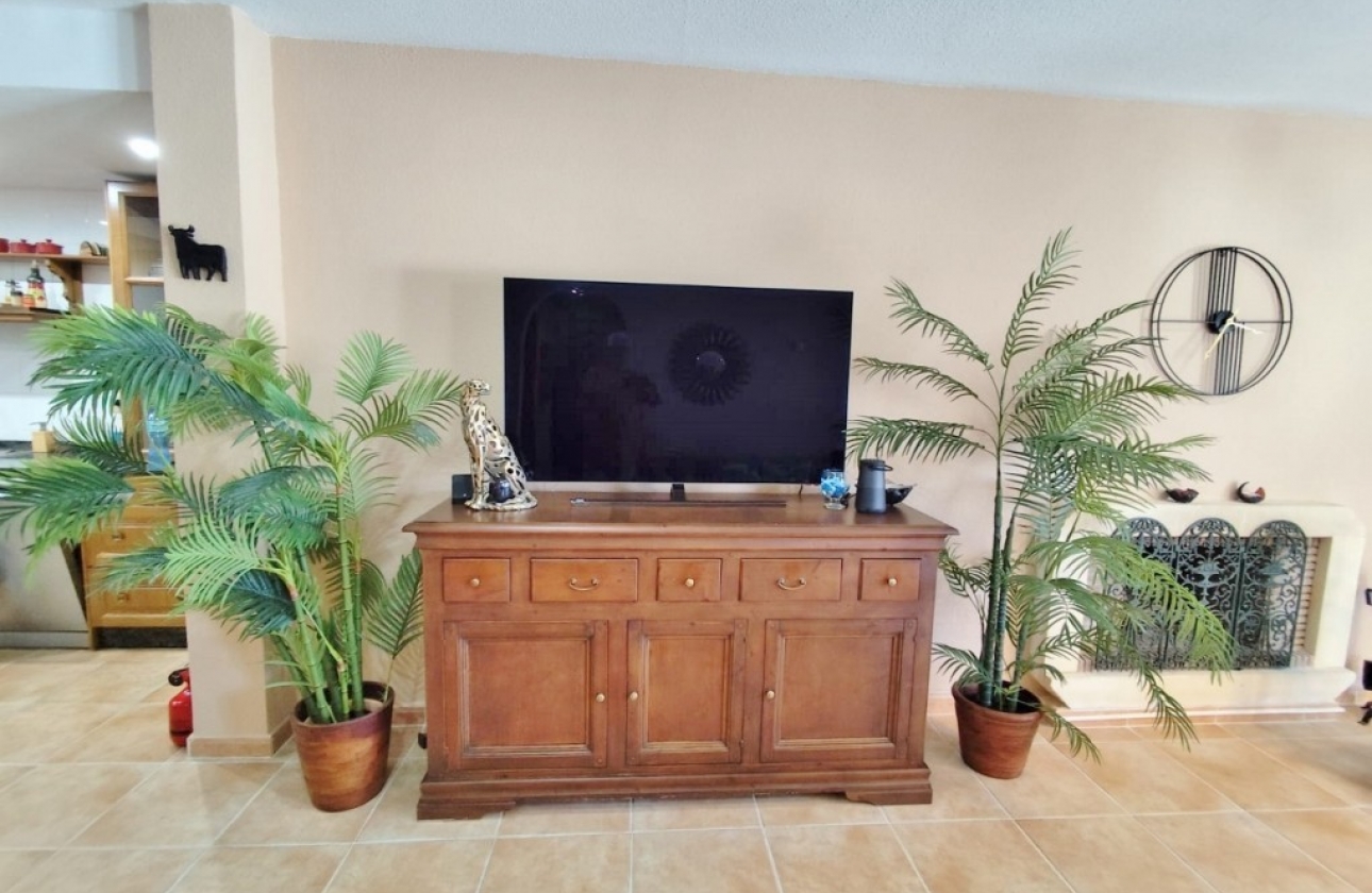 Resale - Villa - San Miguel de Salinas