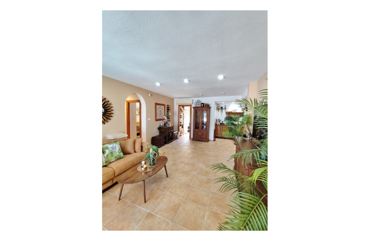 Resale - Villa - San Miguel de Salinas