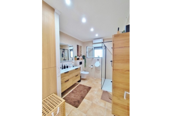 Resale - Villa - San Miguel de Salinas