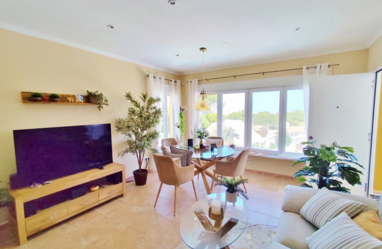 Resale - Villa - San Miguel de Salinas