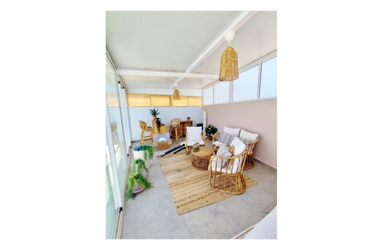 Resale - Villa - San Miguel de Salinas