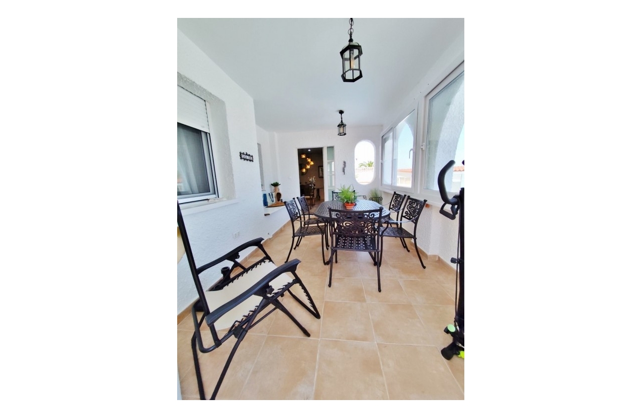 Resale - Villa - San Miguel de Salinas