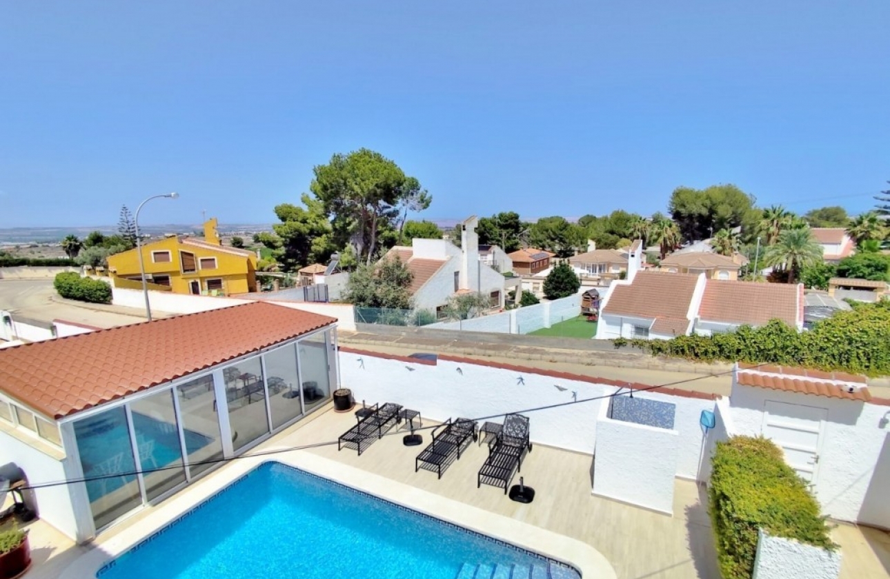 Resale - Villa - San Miguel de Salinas