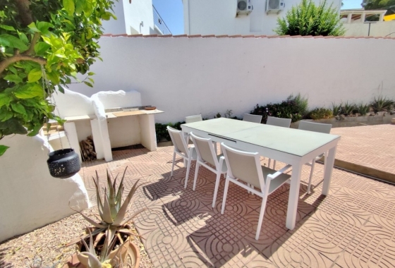 Resale - Villa - San Miguel de Salinas