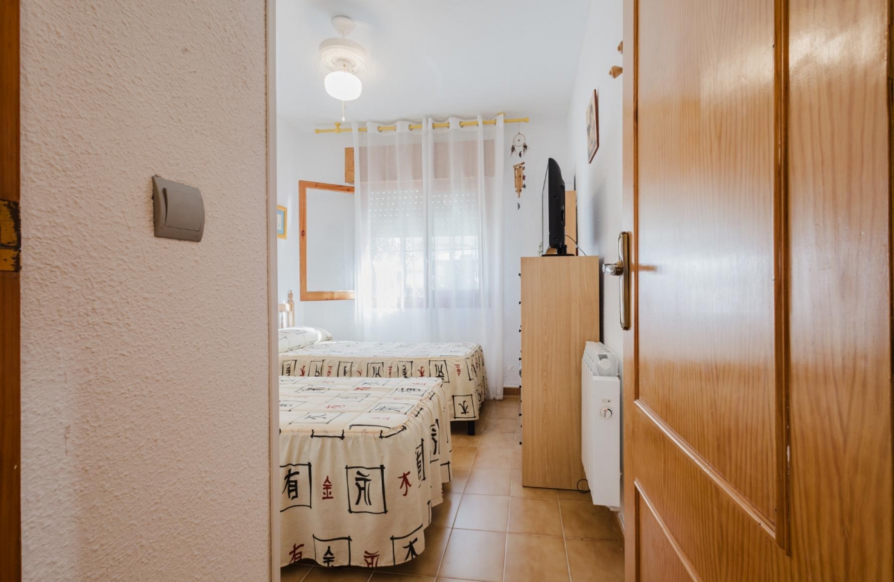 Wiederverkauf - Bungalow - Torrevieja - Playa de los Náufragos