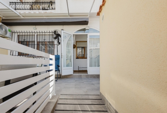 Wiederverkauf - Bungalow - Torrevieja - Playa de los Náufragos