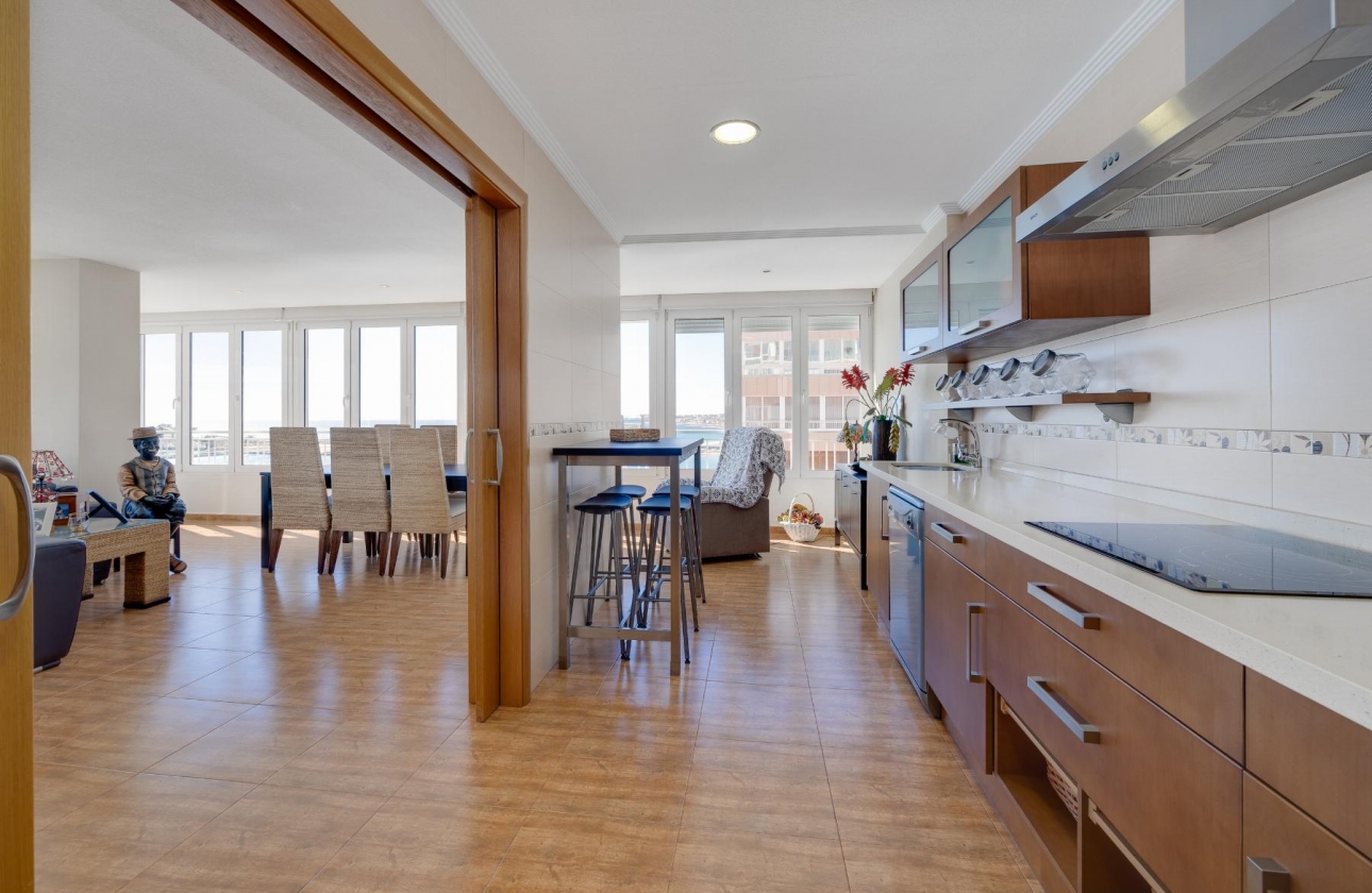 Wiederverkauf - Wohnung - Torrevieja - Playa Acequion