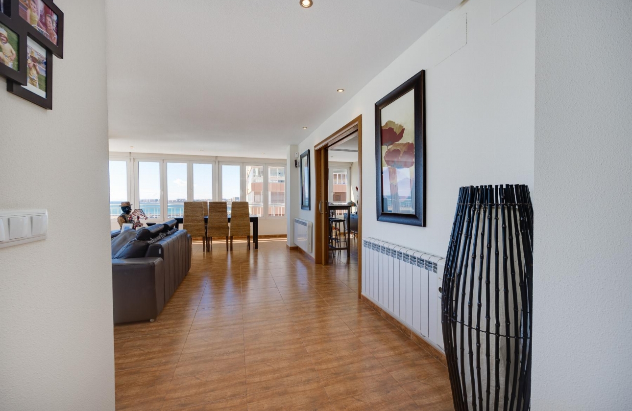 Wiederverkauf - Wohnung - Torrevieja - Playa Acequion