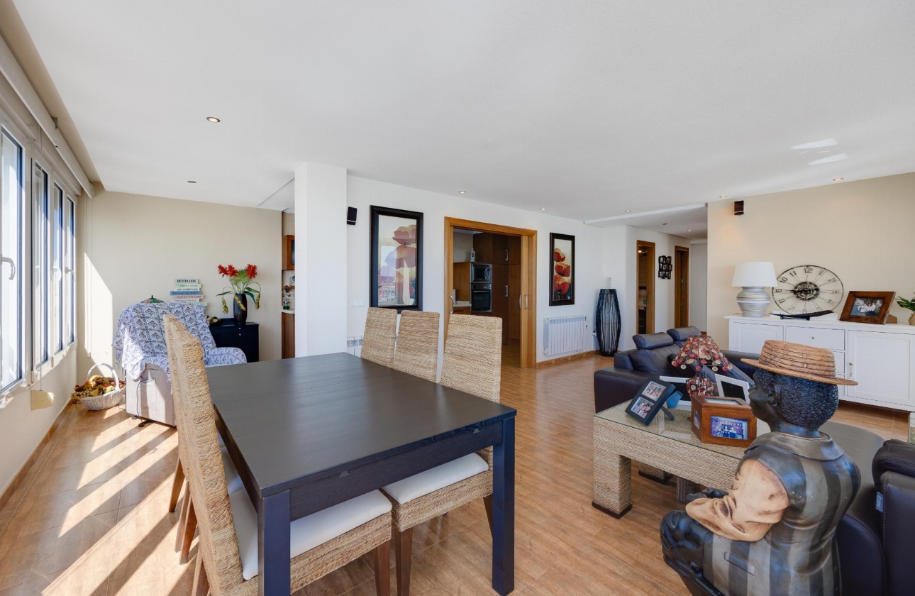 Wiederverkauf - Wohnung - Torrevieja - Playa Acequion