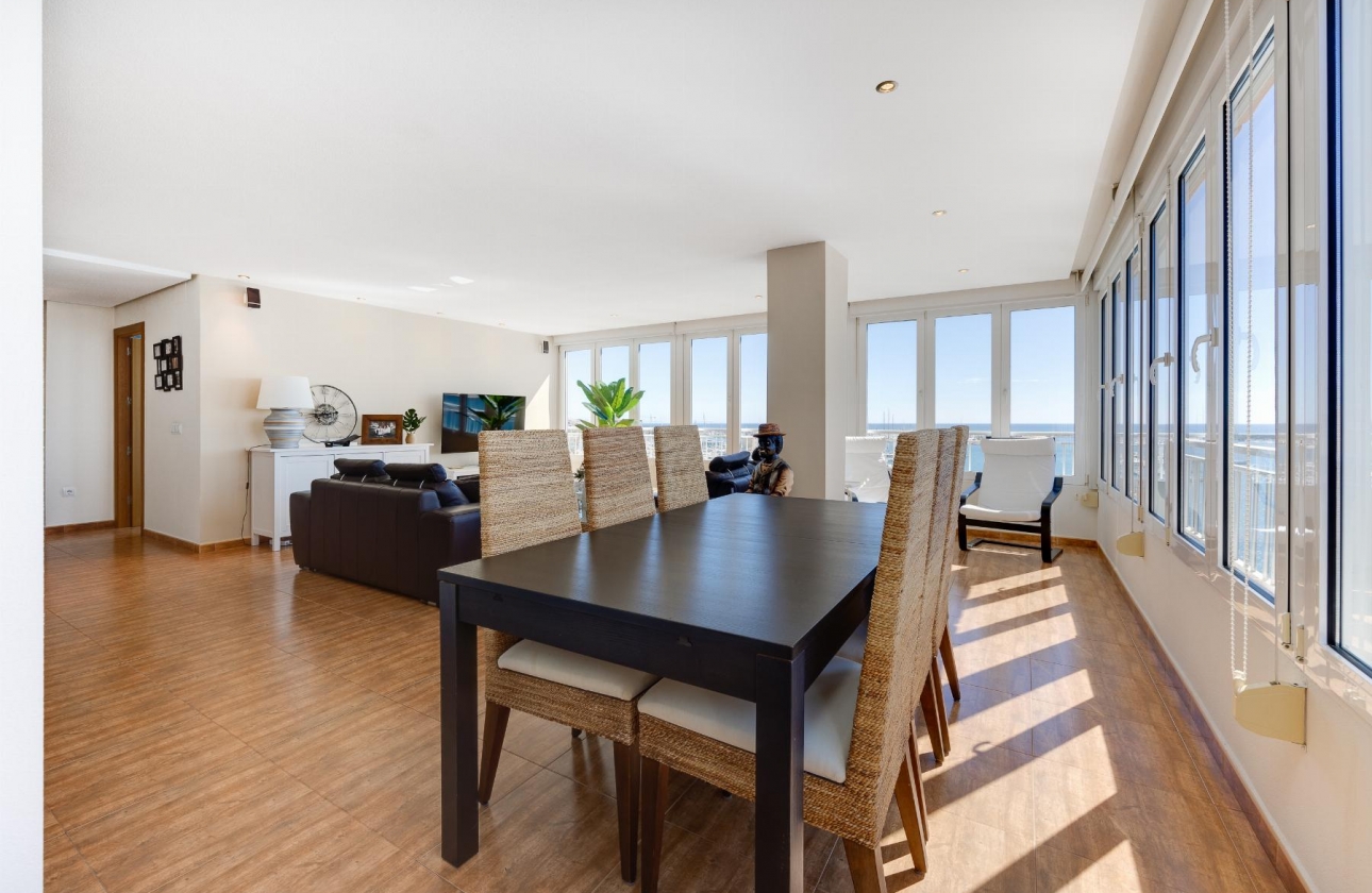 Wiederverkauf - Wohnung - Torrevieja - Playa Acequion