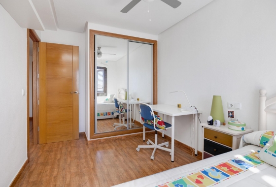 Wiederverkauf - Wohnung - Torrevieja - Playa Acequion