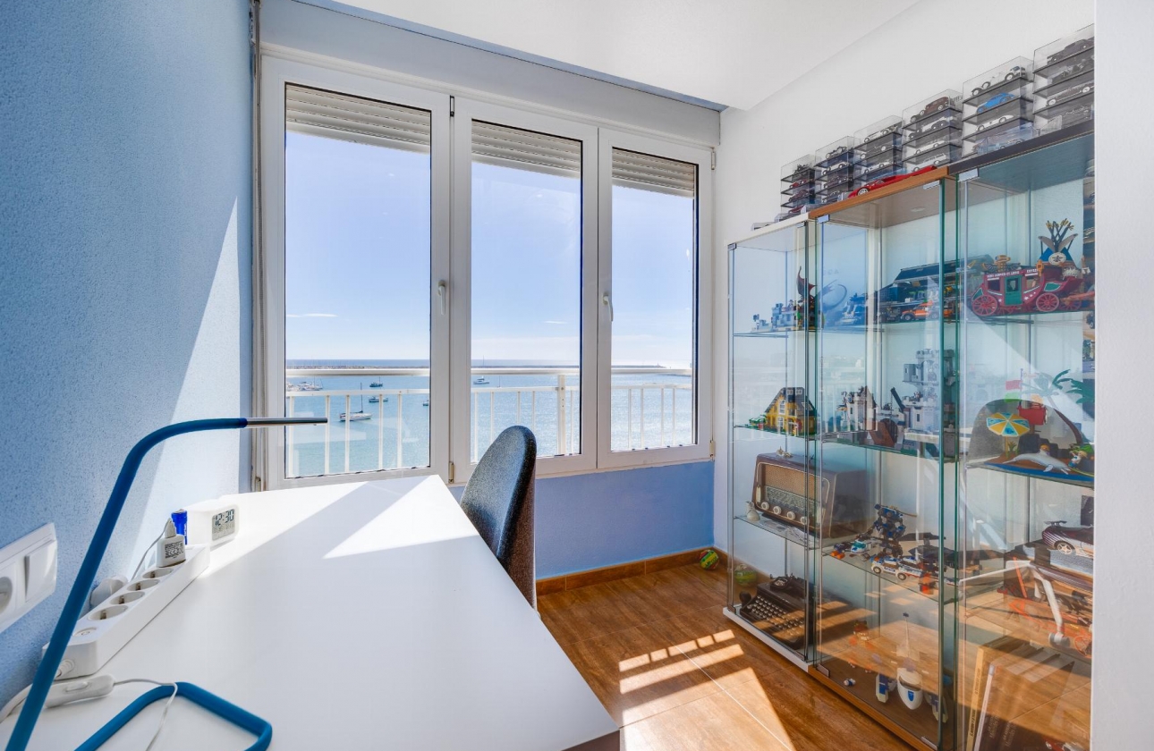 Wiederverkauf - Wohnung - Torrevieja - Playa Acequion