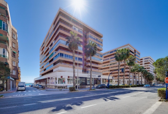 Wiederverkauf - Wohnung - Torrevieja - Playa Acequion