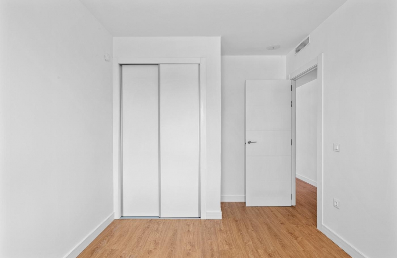 Resale - Apartment - Orihuela Costa - Villamartin