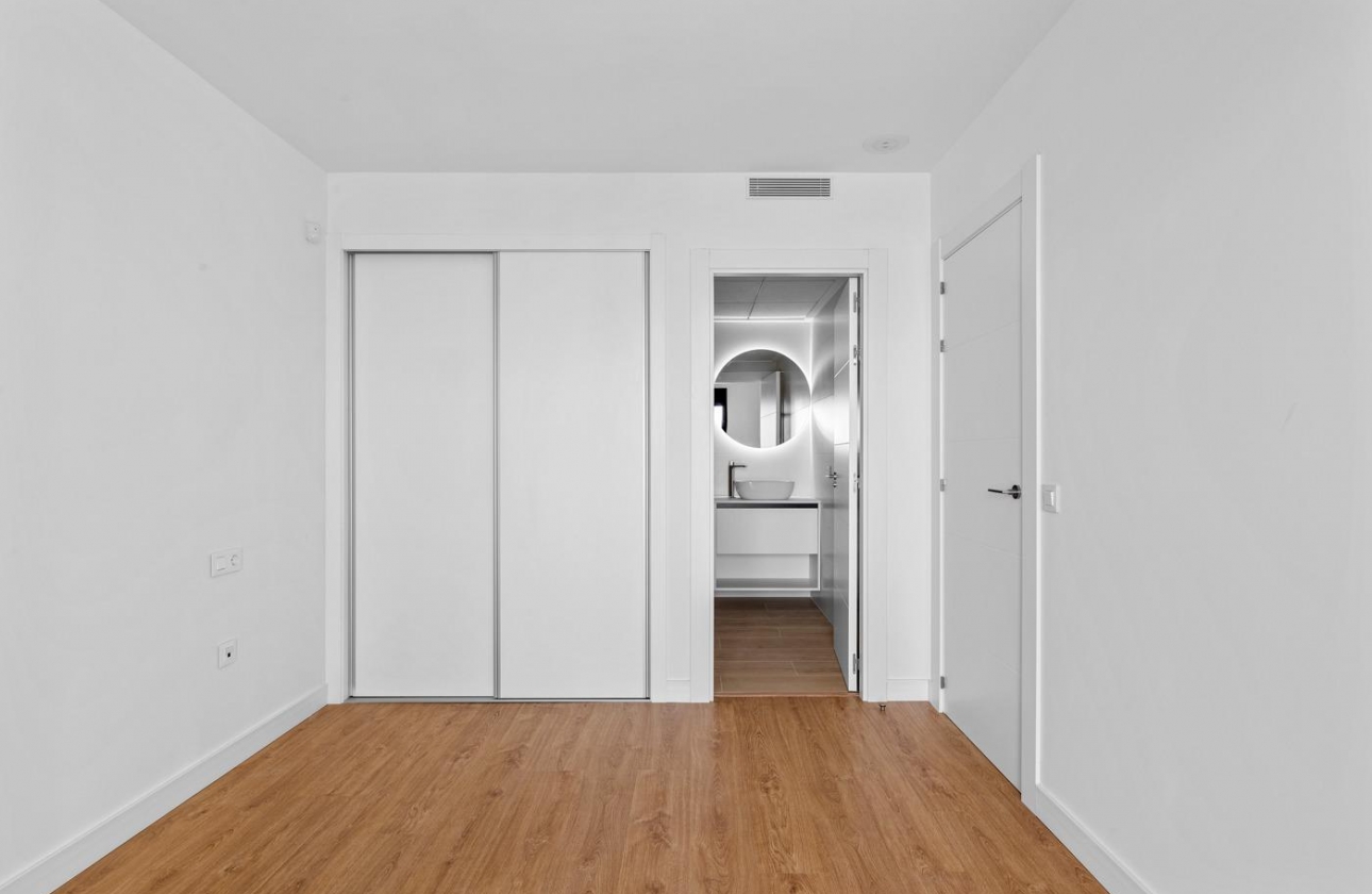 Resale - Apartment - Orihuela Costa - Villamartin