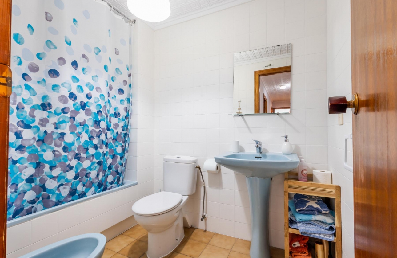 Wiederverkauf - Wohnung - Torrevieja - Playa de los Náufragos