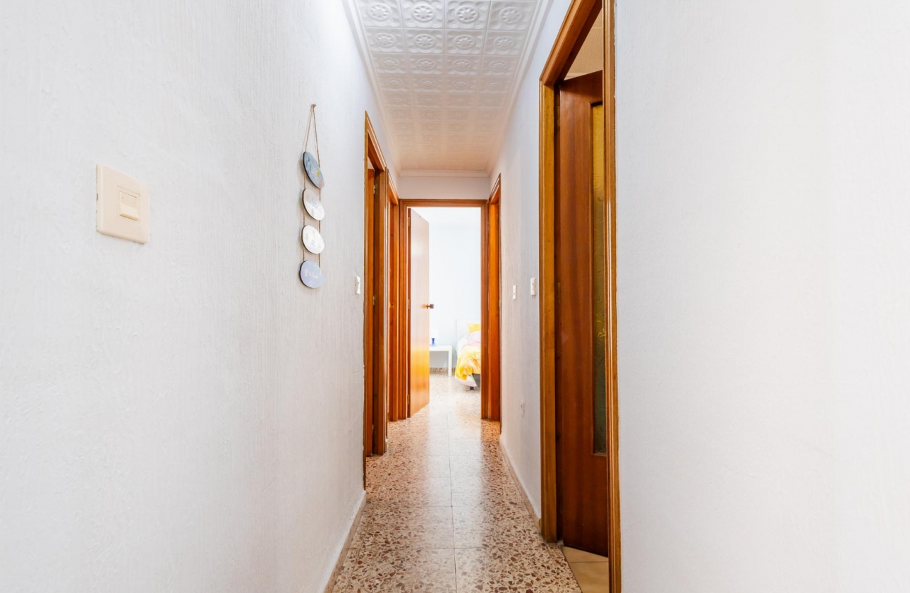 Wiederverkauf - Wohnung - Torrevieja - Playa de los Náufragos