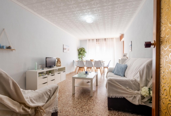 Wiederverkauf - Wohnung - Torrevieja - Playa de los Náufragos