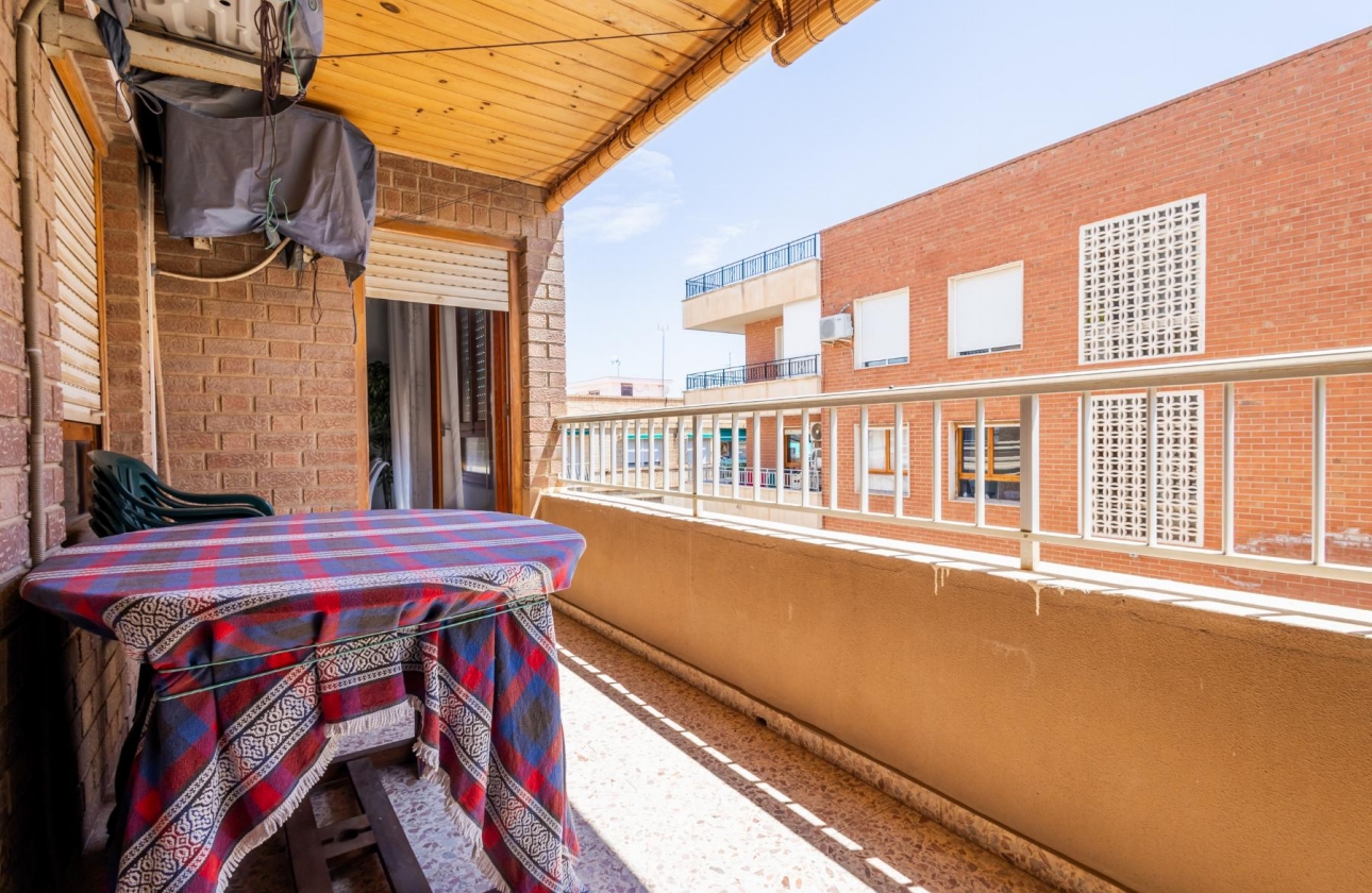 Wiederverkauf - Wohnung - Torrevieja - Playa de los Náufragos