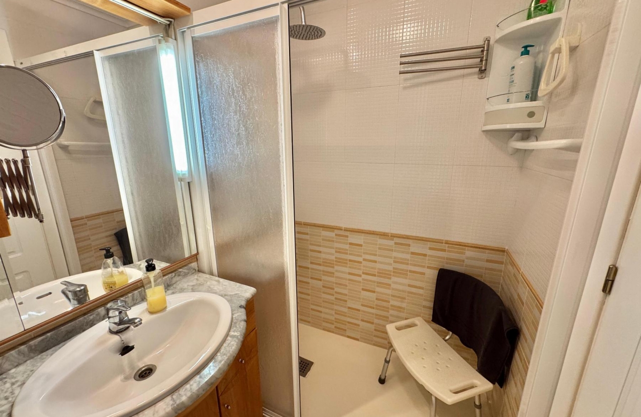 Reventa - Apartamento - Almoradi