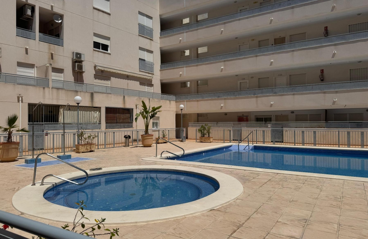 Reventa - Apartamento - Almoradi