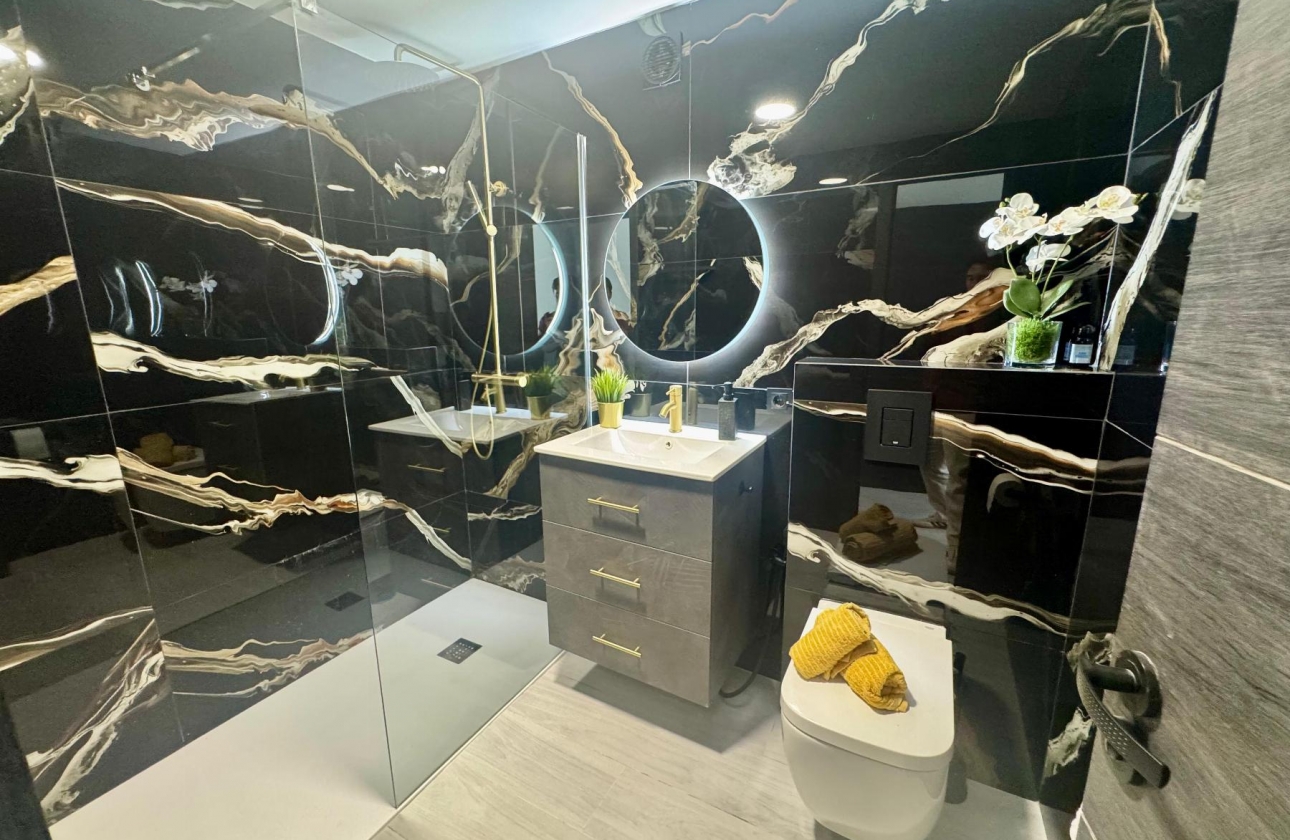 Resale - Apartment - Torrevieja - CLUB NAUTICO TORREVIEJA