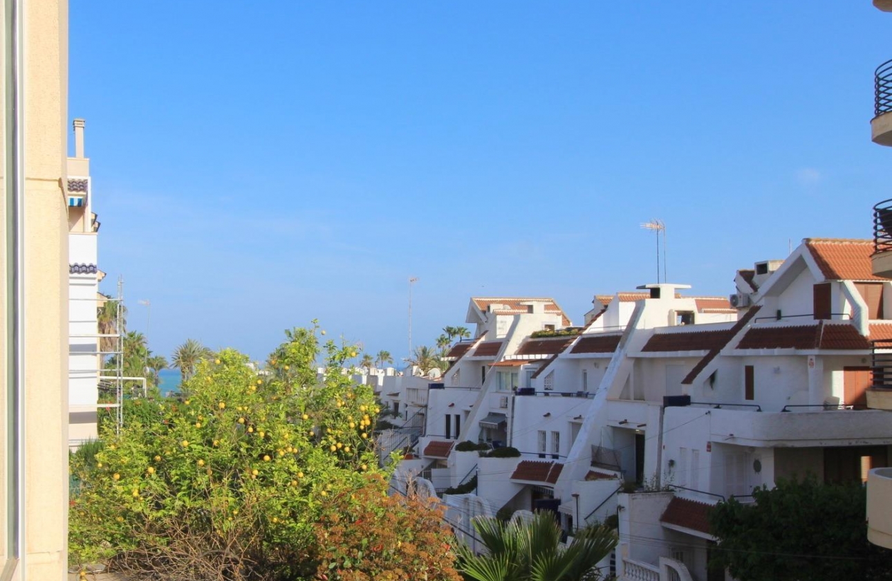 Resale - Apartment - Torrevieja - La Veleta