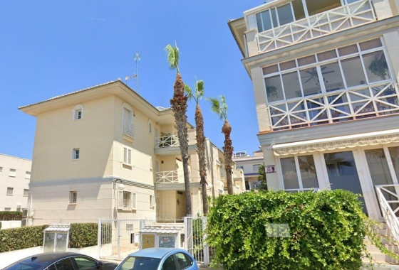 Resale - Apartment - Torrevieja - La Veleta