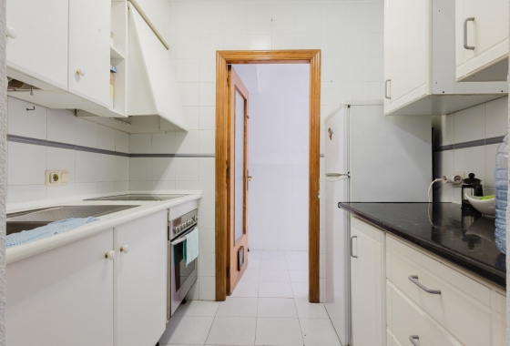 Wiederverkauf - Wohnung - Torrevieja - Playa de La Acequion