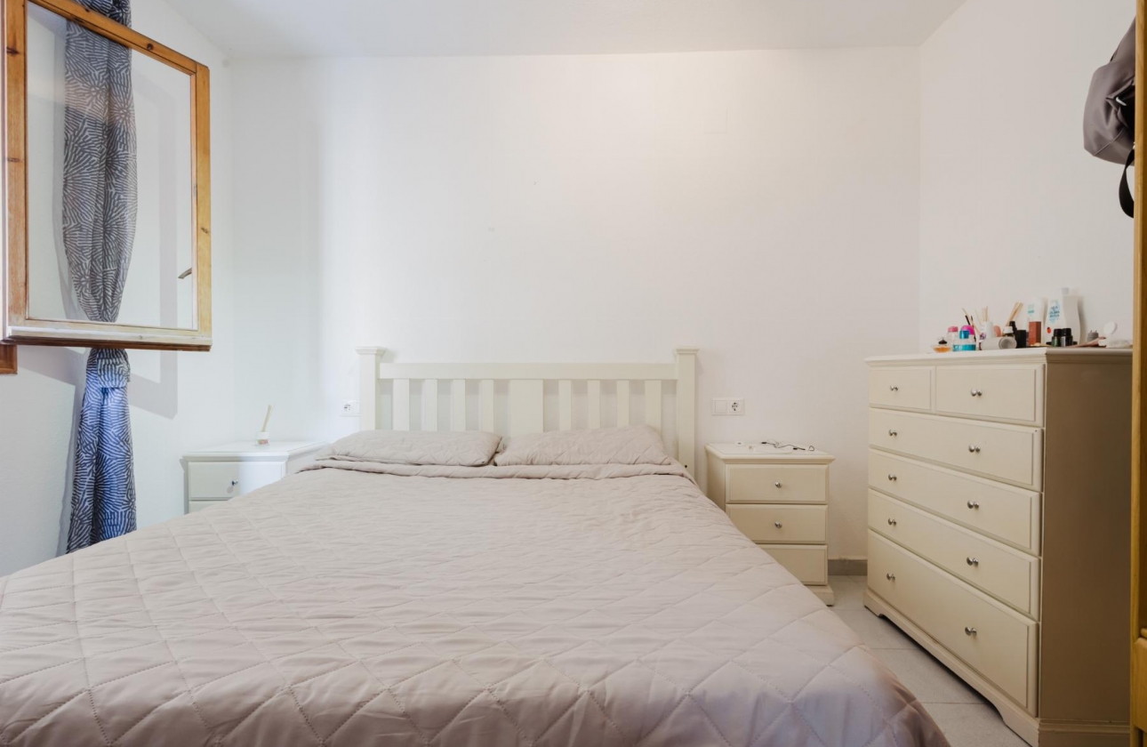 Wiederverkauf - Wohnung - Torrevieja - Playa de La Acequion