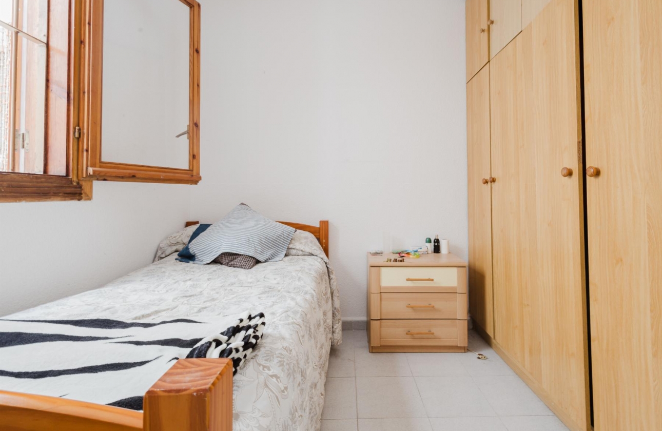 Wiederverkauf - Wohnung - Torrevieja - Playa de La Acequion