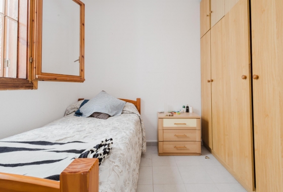 Wiederverkauf - Wohnung - Torrevieja - Playa de La Acequion