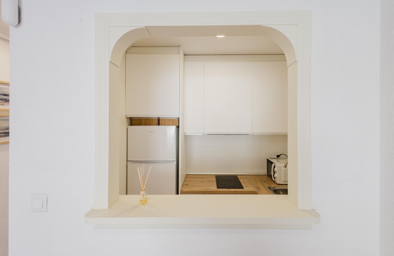 Resale - Apartment - Torrevieja - Centro