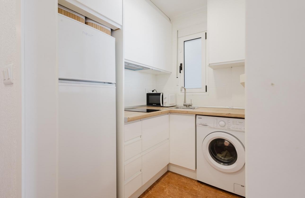 Resale - Apartment - Torrevieja - Centro