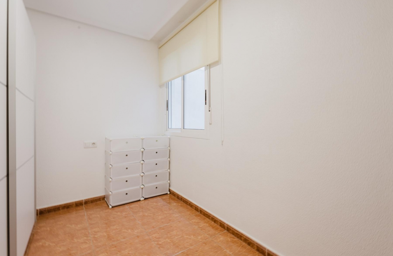 Resale - Apartment - Torrevieja - Centro