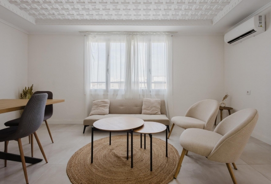 Resale - Apartment - Torrevieja - Playa del Acequión