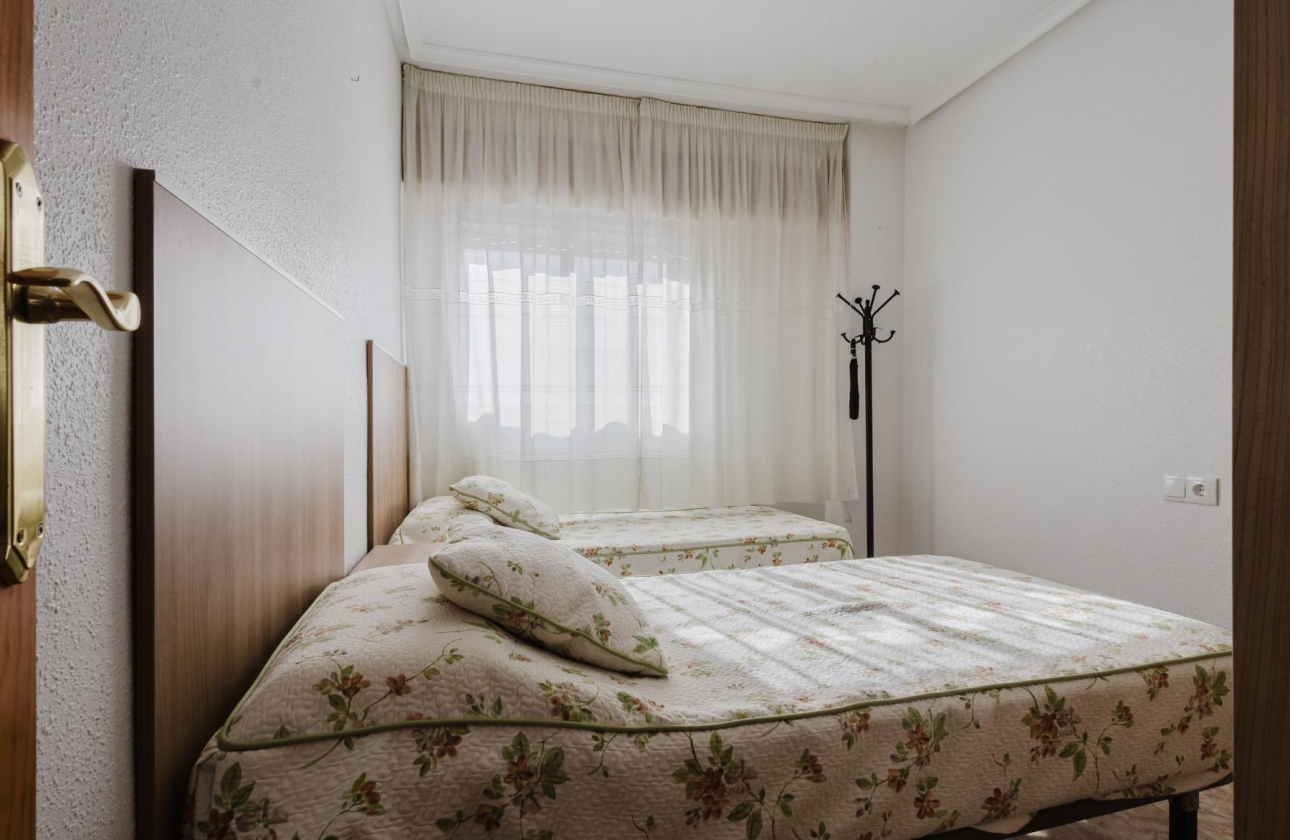 Wiederverkauf - Wohnung - Torrevieja - Playa de los Náufragos