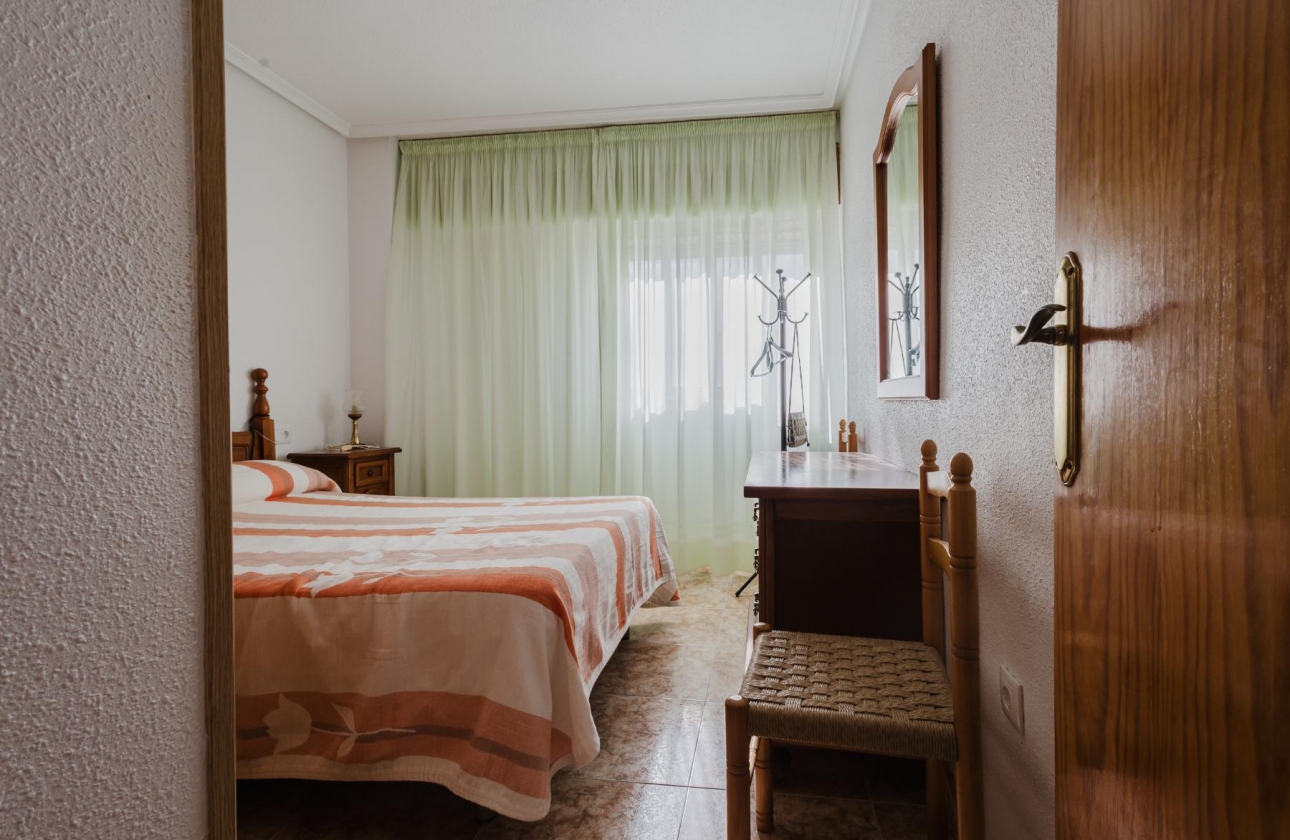 Wiederverkauf - Wohnung - Torrevieja - Playa de los Náufragos